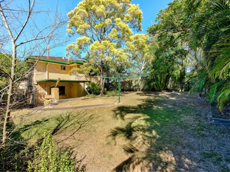 22 Masterton Street, Oxley QLD 4075