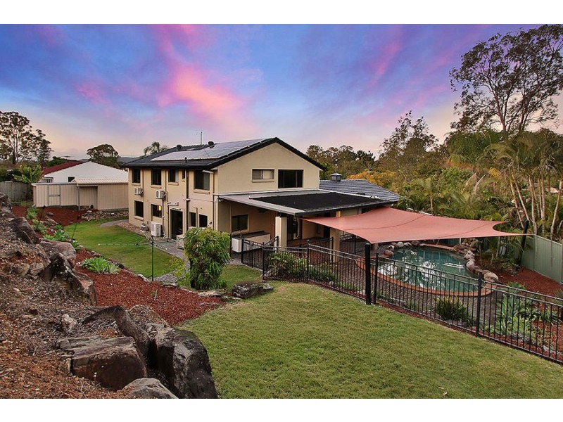 2 Blaxland Court, Mount Ommaney QLD 4074