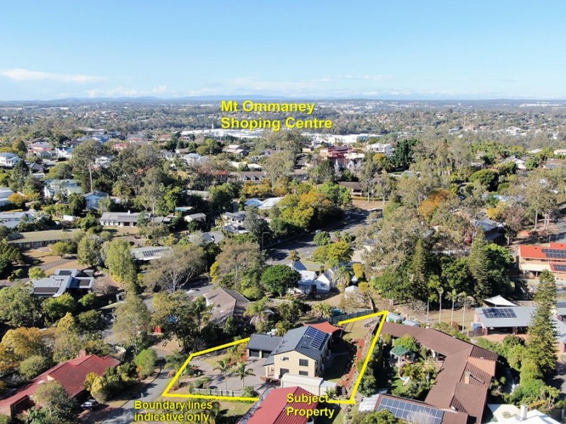 2 Blaxland Court, Mount Ommaney QLD 4074