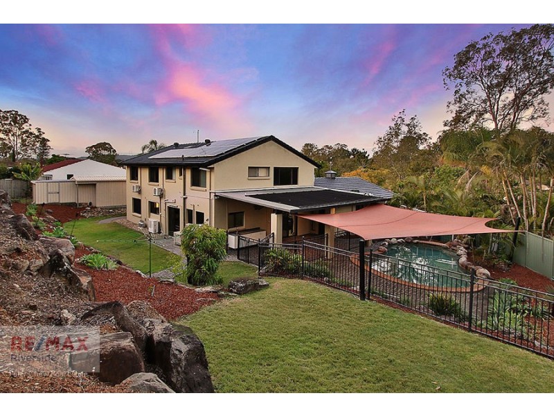 2 Blaxland Court, Mount Ommaney QLD 4074