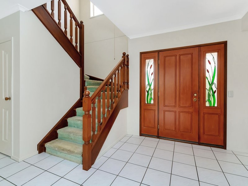 33 Cityview Road, Sinnamon Park QLD 4073