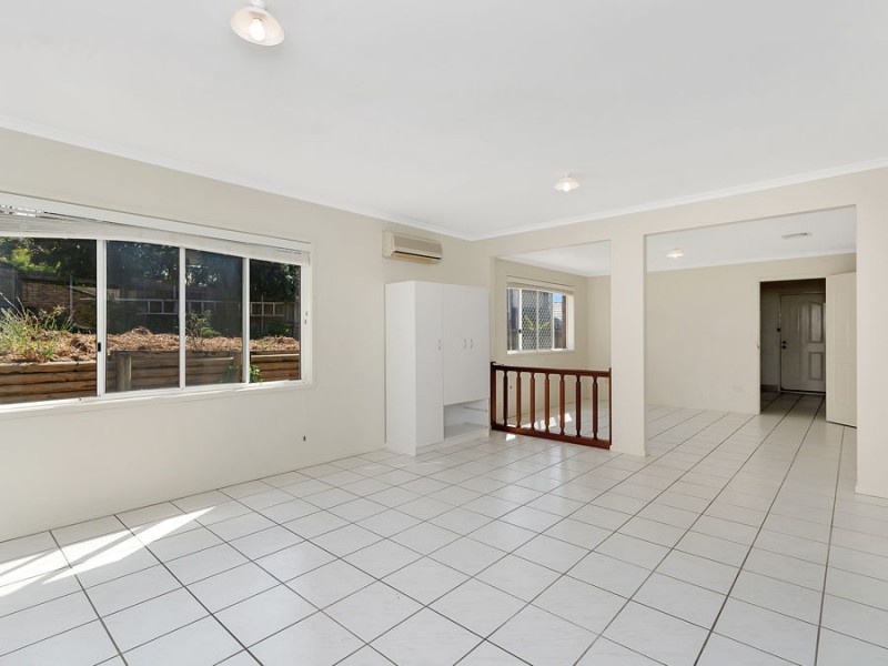 33 Cityview Road, Sinnamon Park QLD 4073