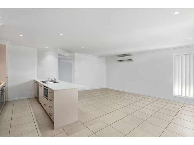 8 Heysen Close, Doolandella QLD 4077