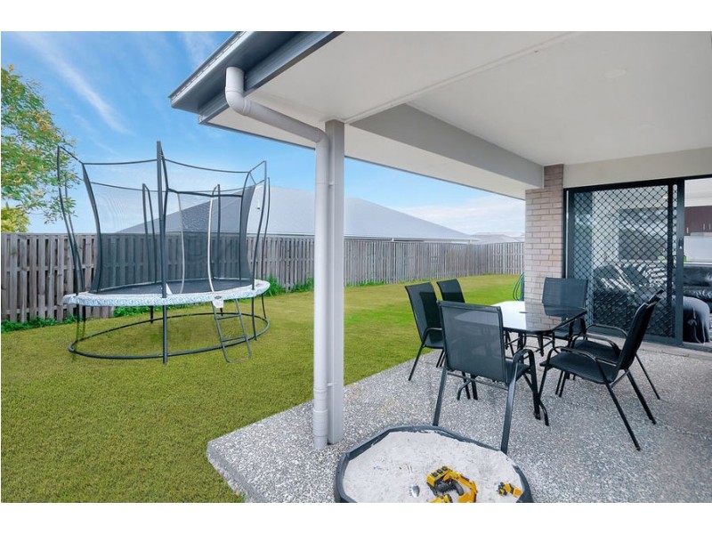 13 Emeraldwood Street, Fernvale QLD 4306