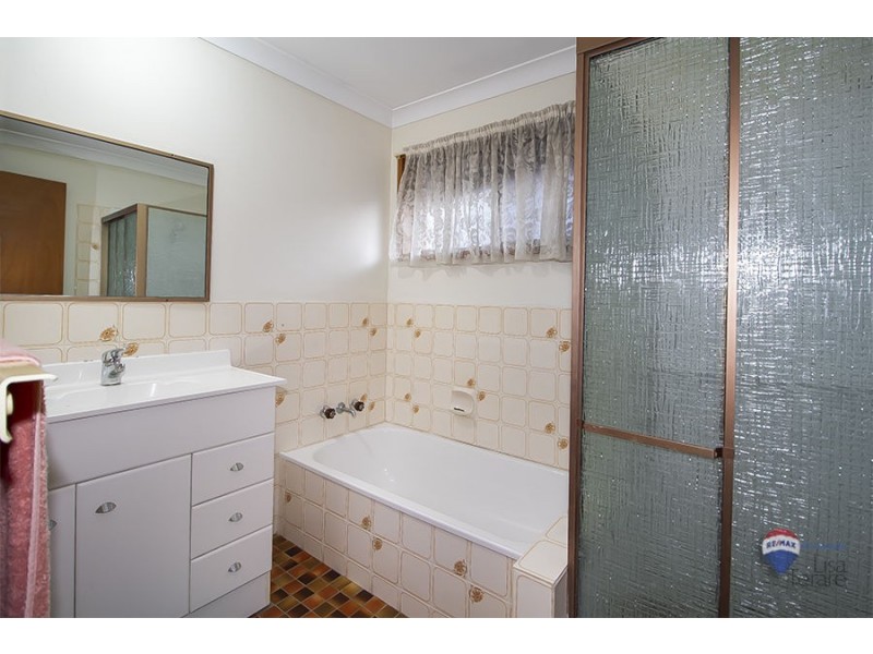 384 Sumners Road, Riverhills QLD 4074