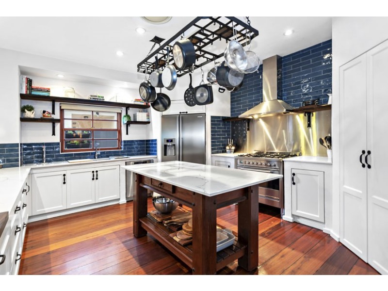 38 Portside Place, Bulimba QLD 4171