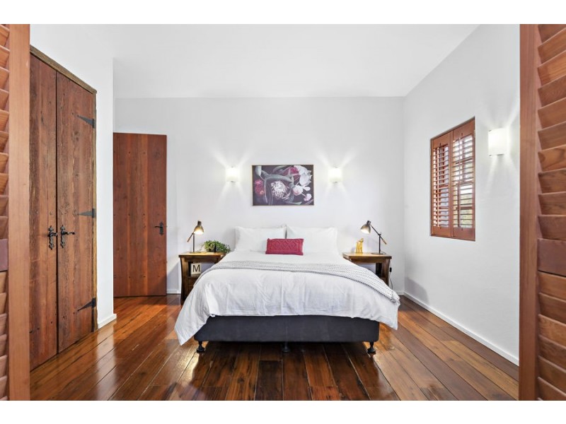 38 Portside Place, Bulimba QLD 4171