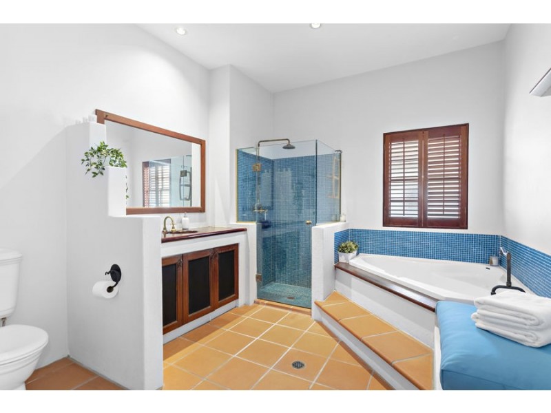 38 Portside Place, Bulimba QLD 4171