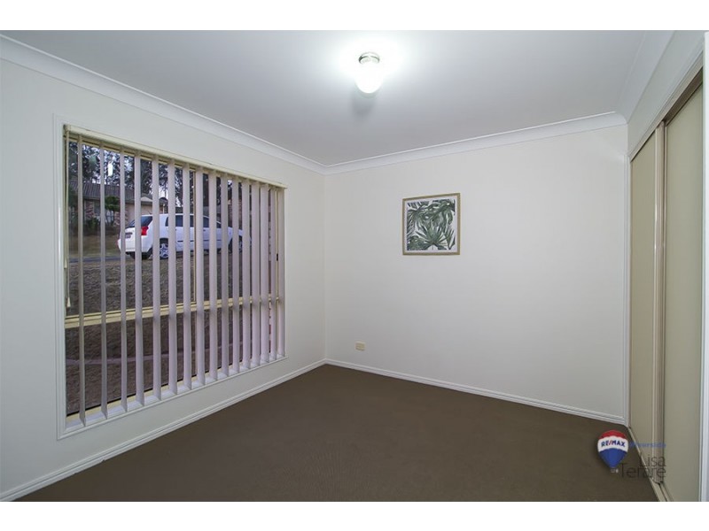 7 Emily Place, Sumner QLD 4074