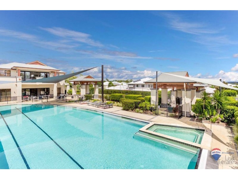 9 Fairway Court, Mount Ommaney QLD 4074