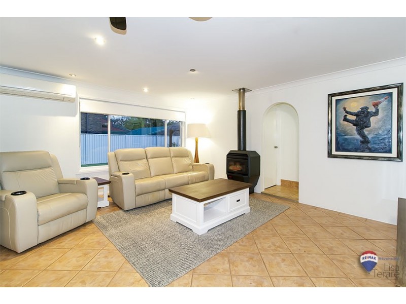 1 Timaru Close, Westlake QLD 4074