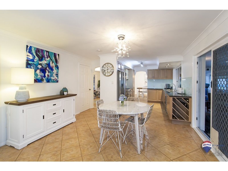 1 Timaru Close, Westlake QLD 4074