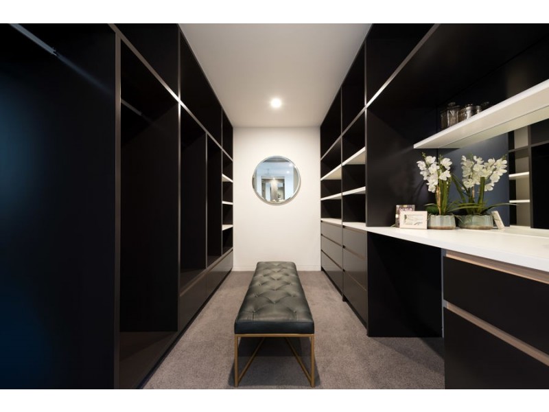 24 Annie Street (PARKLANE APARTMENTS), Kangaroo Point QLD 4169