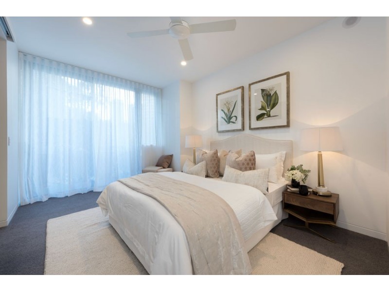 24 Annie Street (PARKLANE APARTMENTS), Kangaroo Point QLD 4169