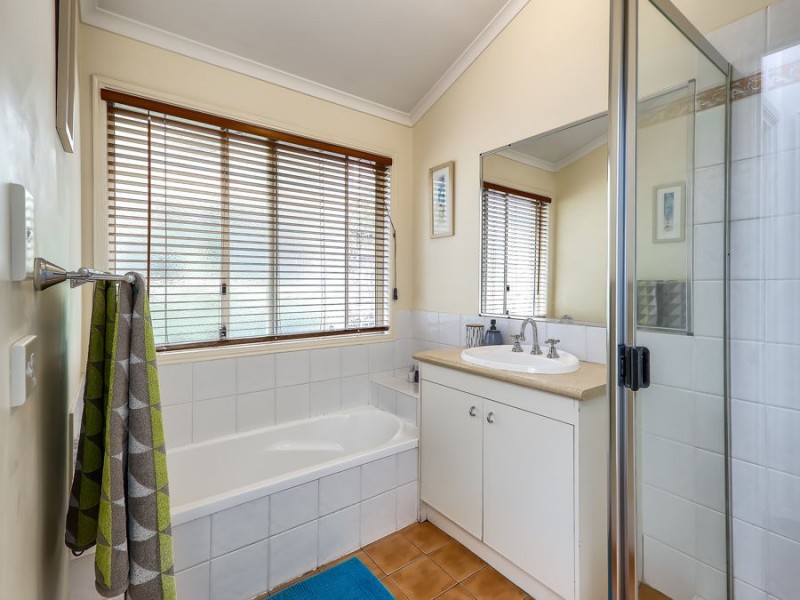 44 Kiriwina Street, Fig Tree Pocket QLD 4069