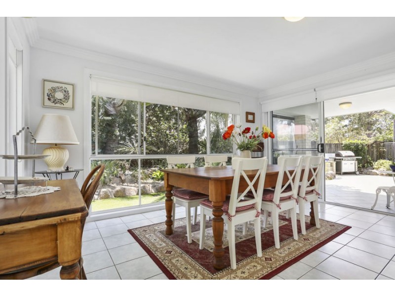 5 Windward Place, Banksia Beach QLD 4507