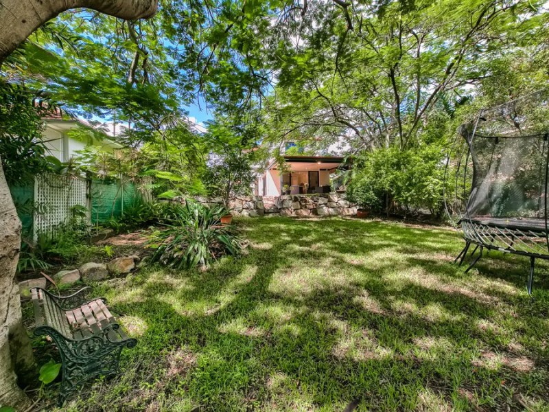 34 Douglas Street, Sherwood QLD 4075