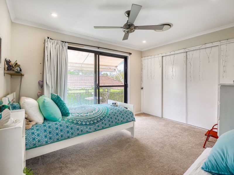 34 Douglas Street, Sherwood QLD 4075