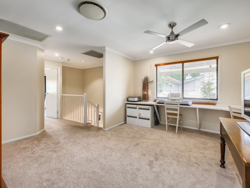 34 Douglas Street, Sherwood QLD 4075