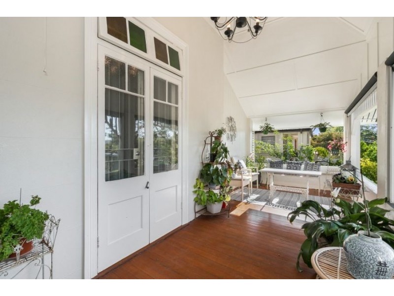 23 Molonga Terrace, Graceville QLD 4075