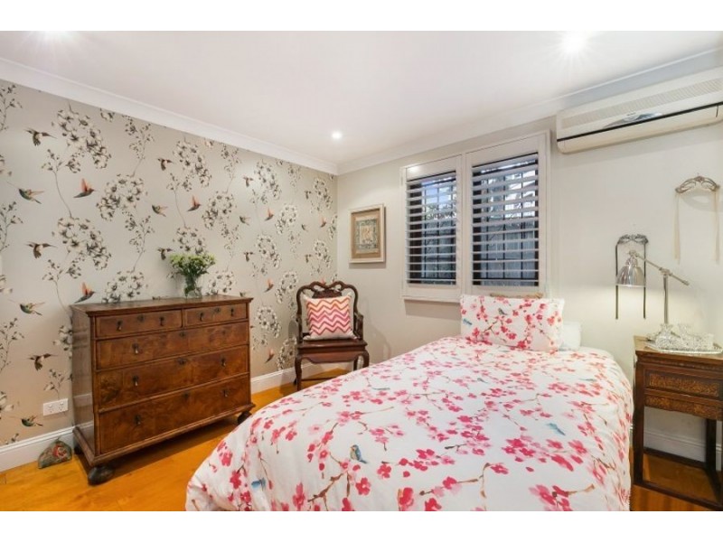 23 Molonga Terrace, Graceville QLD 4075