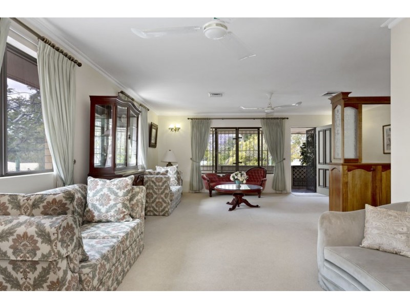 48 Blackstone Street, Indooroopilly QLD 4068