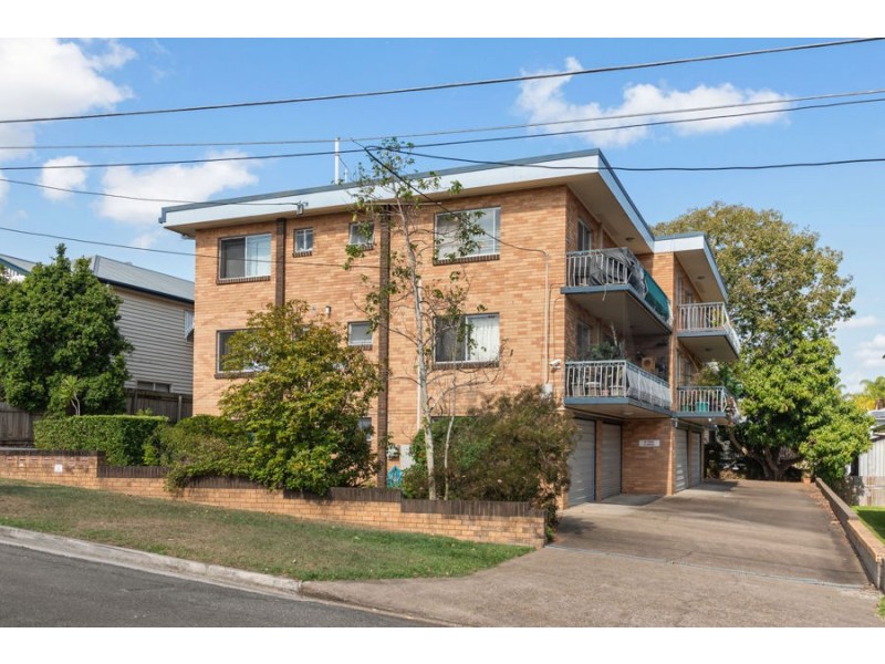 3/56 Cedar Street, Greenslopes QLD 4120