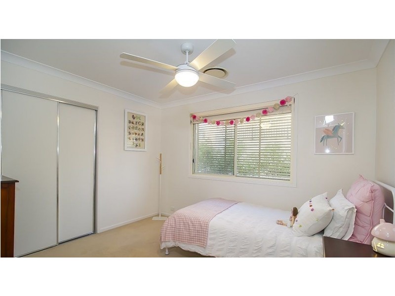 9 Fairway Court, Mount Ommaney QLD 4074