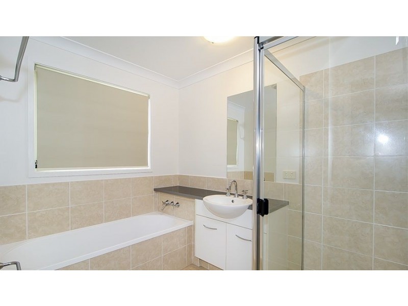 9 Fairway Court, Mount Ommaney QLD 4074