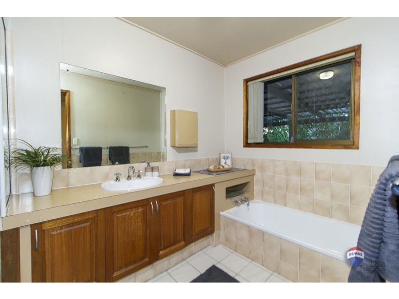 39 Lugano Street, Riverhills QLD 4074