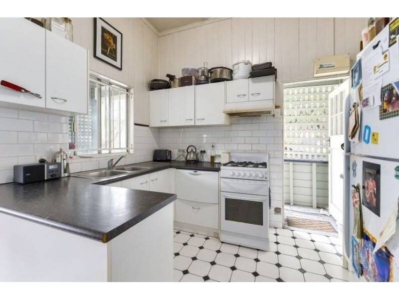 13 Borva Street, Dutton Park QLD 4102