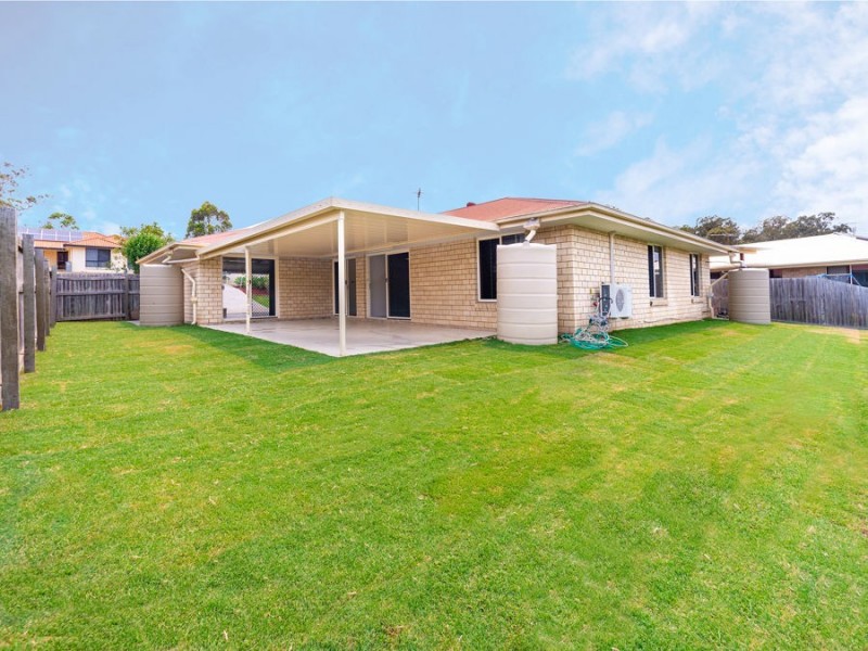 25 Eric Drive, Blackstone QLD 4304