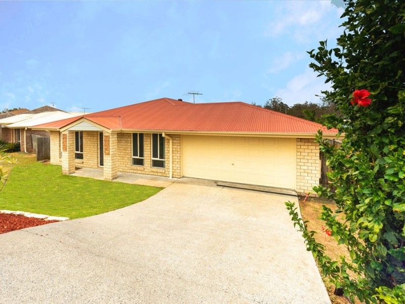 25 Eric Drive, Blackstone QLD 4304