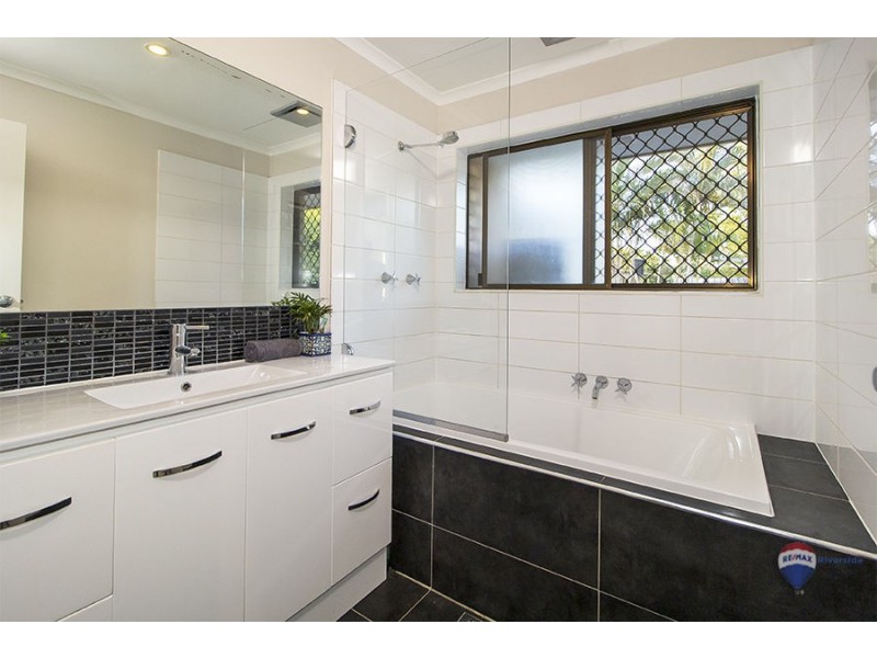 11 Nigel Street, Redbank Plains QLD 4301