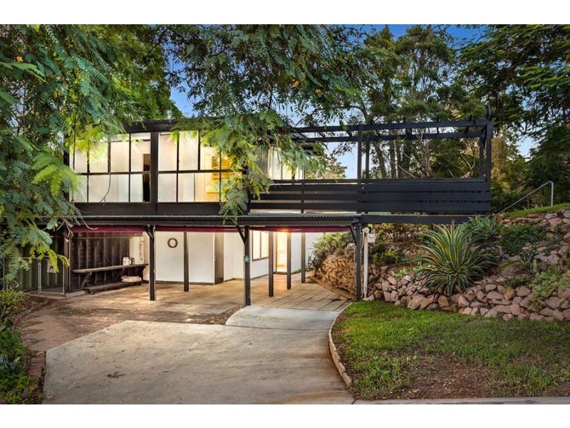 11 Kianga Street, Graceville QLD 4075