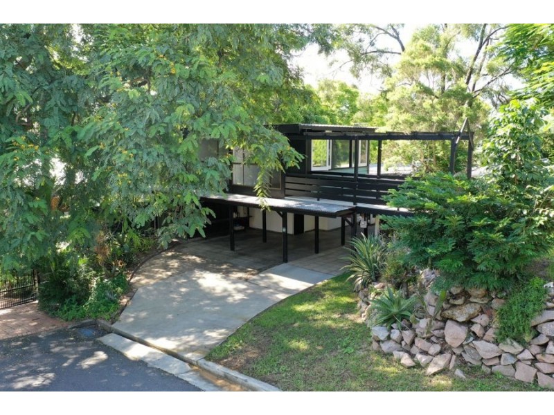 11 Kianga Street, Graceville QLD 4075