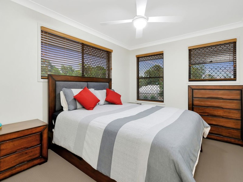 4 Gammon Place, Parkinson QLD 4115