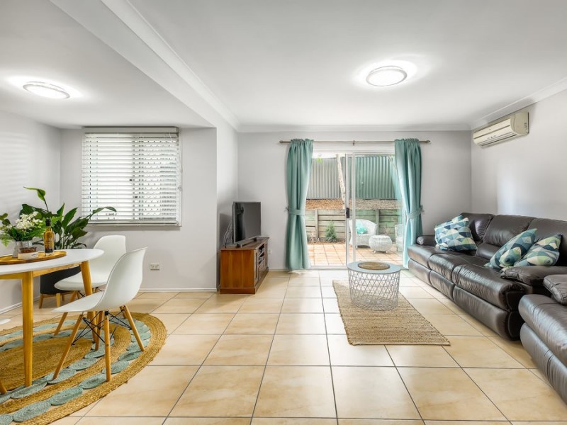 2 577 Fairfield Road, Yeronga QLD 4104