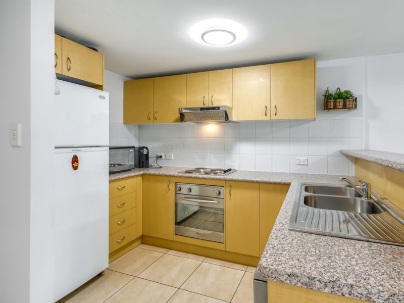 2 577 Fairfield Road, Yeronga QLD 4104