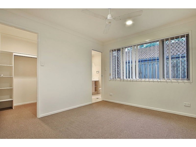 33 MacQuarie Circuit, Forest Lake QLD 4078