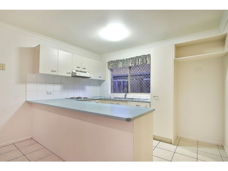 33 MacQuarie Circuit, Forest Lake QLD 4078