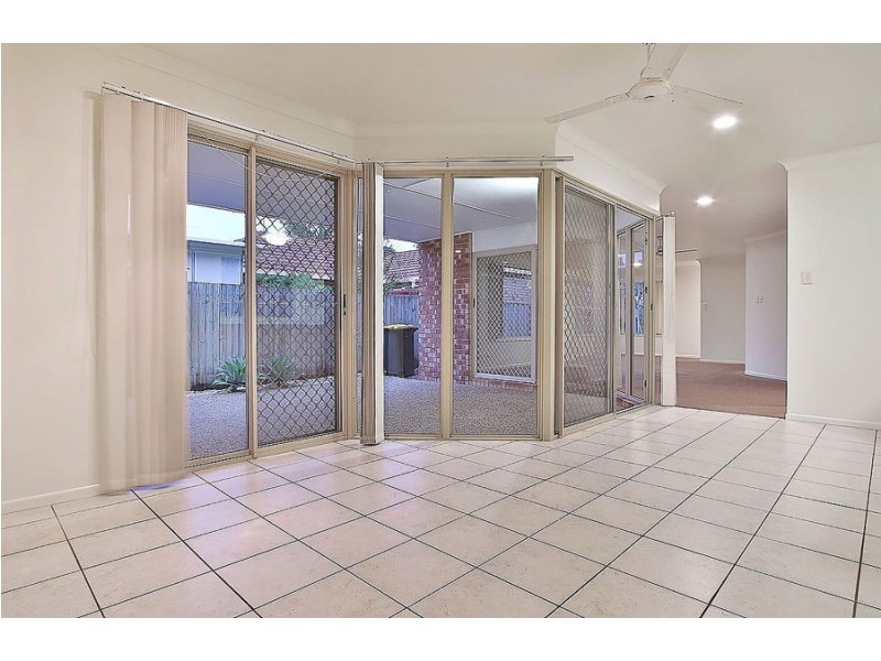 33 MacQuarie Circuit, Forest Lake QLD 4078