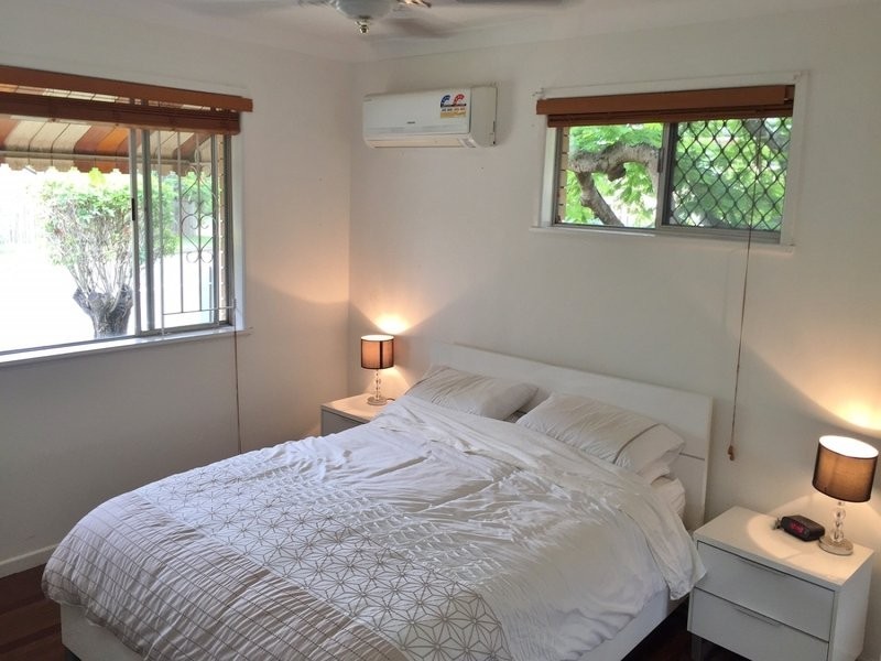 134 White Street, Graceville QLD 4075