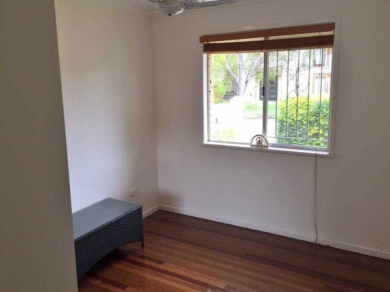 134 White Street, Graceville QLD 4075