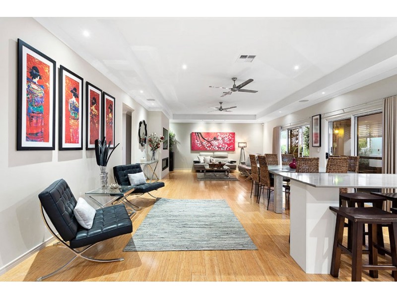 64 Andrew Avenue, Tarragindi QLD 4121