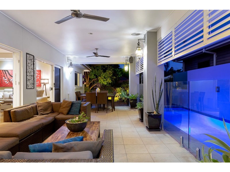 64 Andrew Avenue, Tarragindi QLD 4121