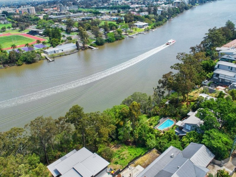 23 Fraser Terrace, Highgate Hill QLD 4101