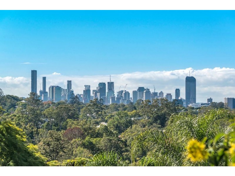 177 Russell Tce, Indooroopilly QLD 4068