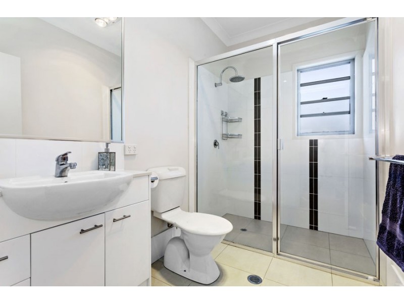 1/28 Railway Terrace, Corinda QLD 4075