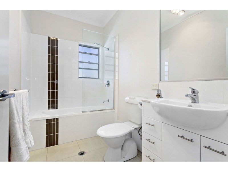 1/28 Railway Terrace, Corinda QLD 4075